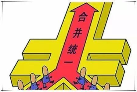 买菜拿刀叼篮子 宠物犬成帮手