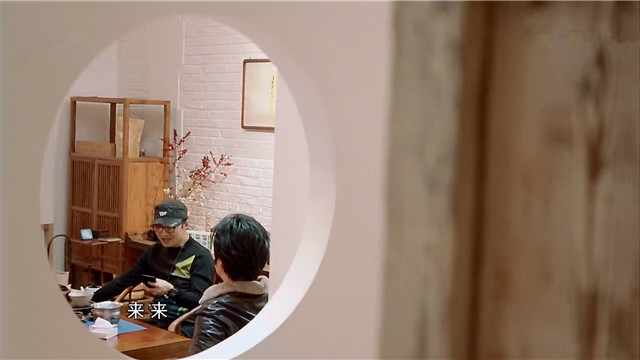 《歌手》章子怡要跟李健通话,汪峰拉长腔!这是