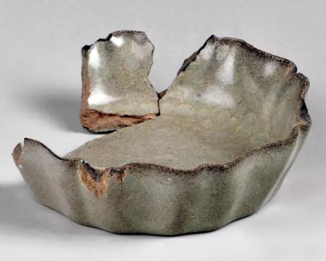 漫谈:哥窑窑址考古资料及标本分析