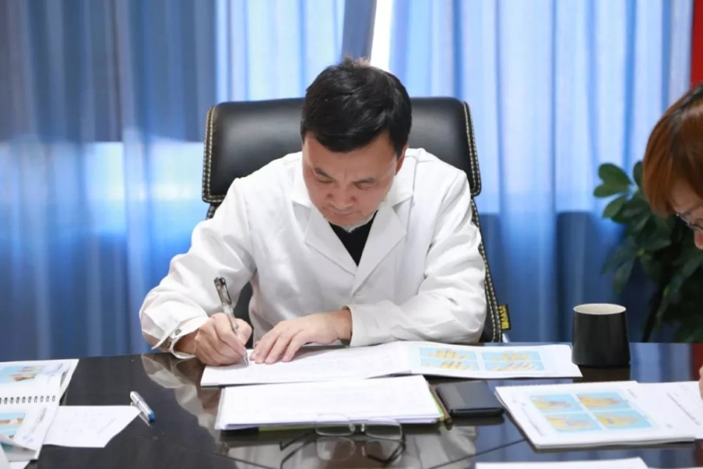 世龙世家第四届最美指甲大赛 获奖名单 即将揭