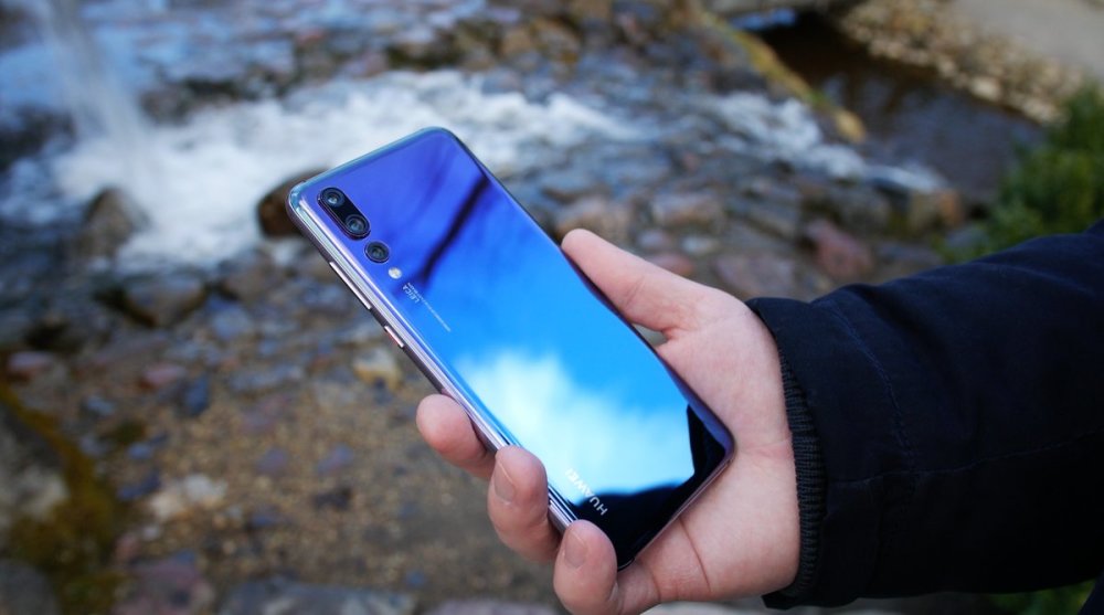 8组对比照片看出荣耀10与华为P20 Pro的实际