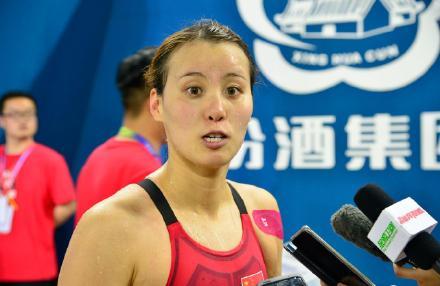 唏嘘!傅园慧成绩直线坠落,年仅22岁就喊退役为