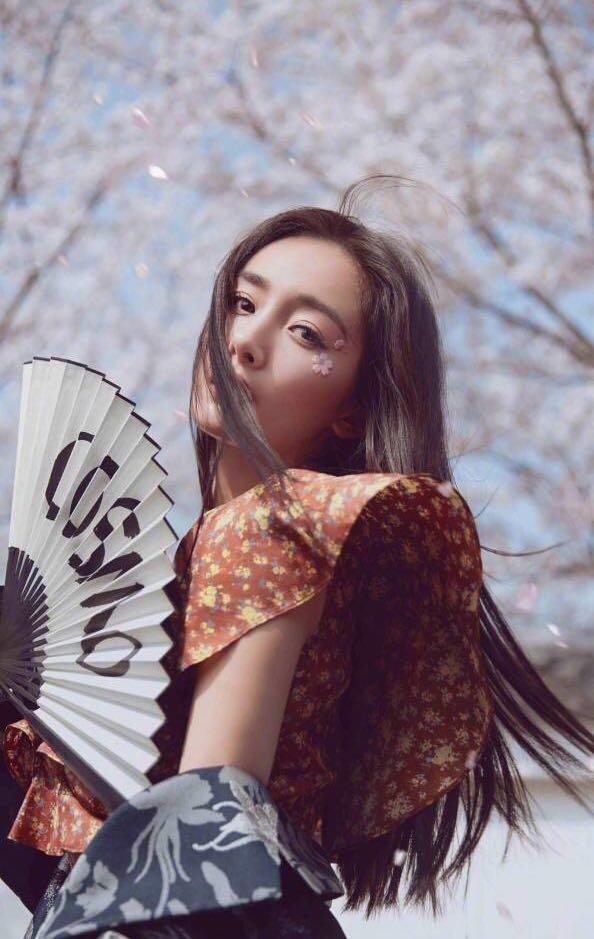 杨幂日本写真终于出炉 和服樱花美成妖精