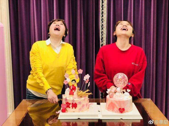 景甜为妈妈以及工作人员同待遇庆生,张继科准