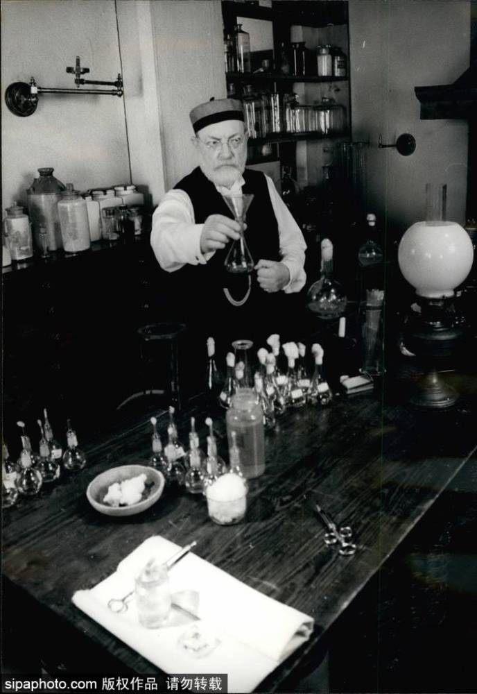 "巴氏消毒法"发明者 19世纪细菌学之祖