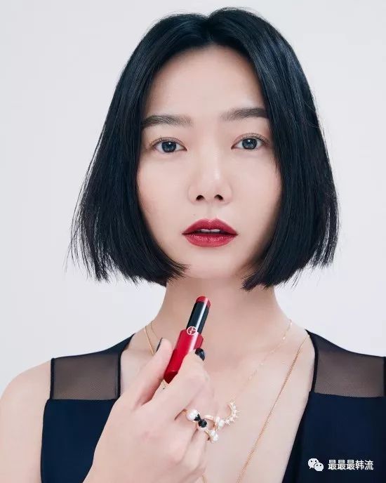 她在韩娱圈算top级的女演员了吧?