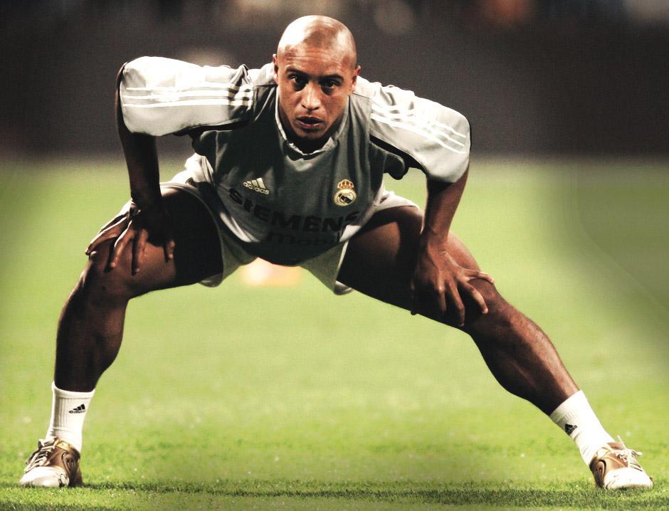 到底多粗卡洛斯大腿引球迷热议周日现场揭晓谜底