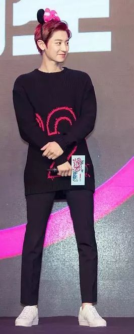 腿超细却不直,这篇点名杨幂热巴(一招解救XO型