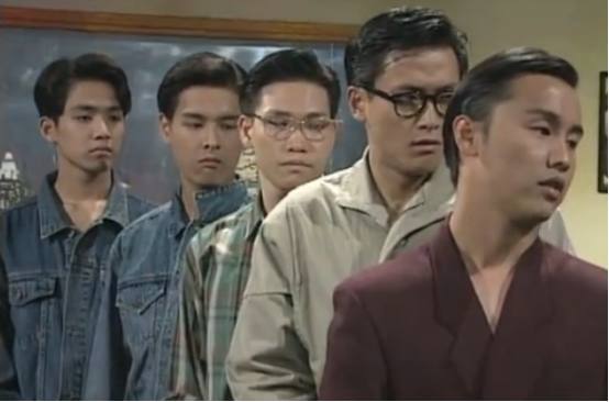 郑敬基全家福:再婚小19岁可人娇妻,儿子比他结