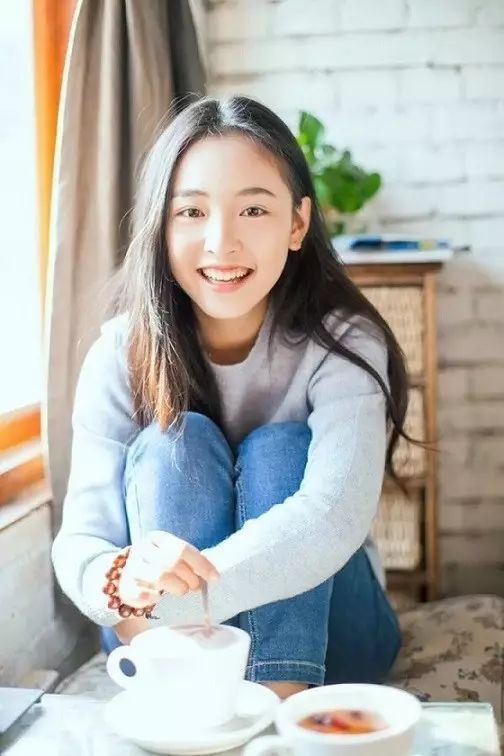 为什么有人笑的好看有人一笑就崩?亚洲笑容最