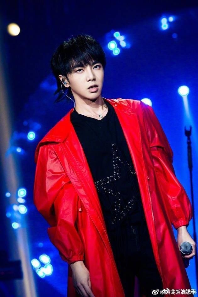 2017上市公司艺人经纪收入排行榜出炉,杨幂公