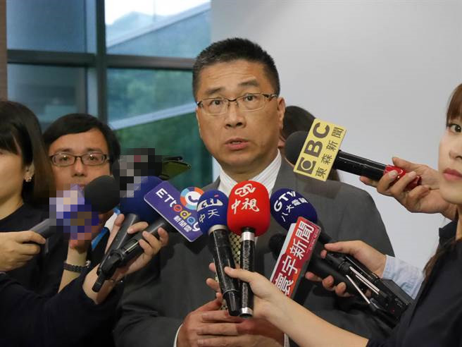 然而据新台湾智库民调显示赖清德支持度明显下跌,对此,徐国勇表示