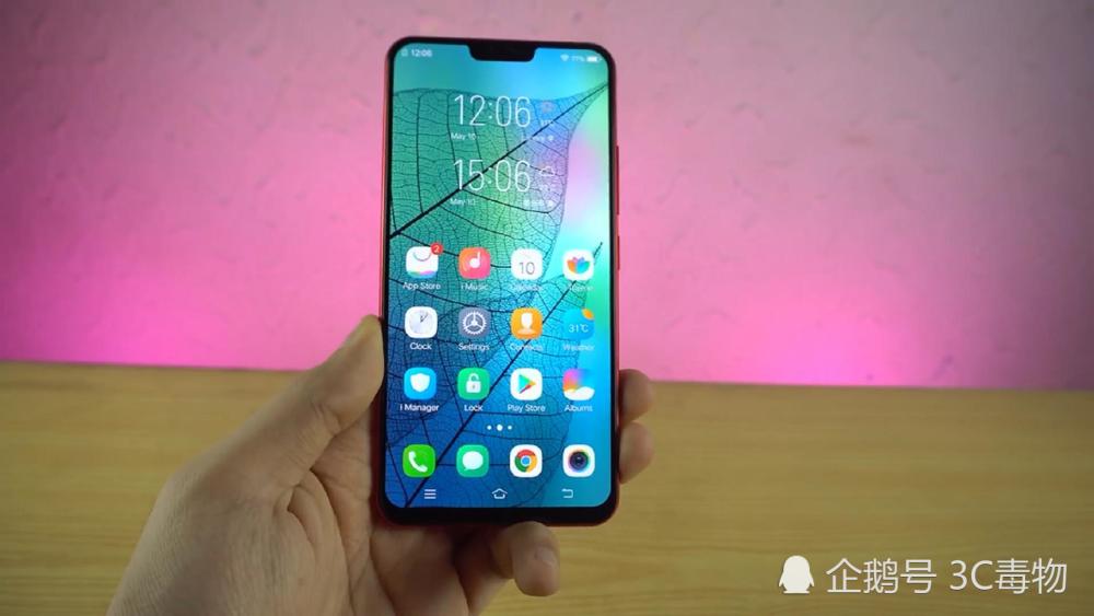 为什么iPhoneX不用屏下指纹解锁 看完这个测试
