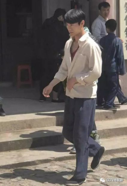 心疼!王凯为什么瘦成这样了…