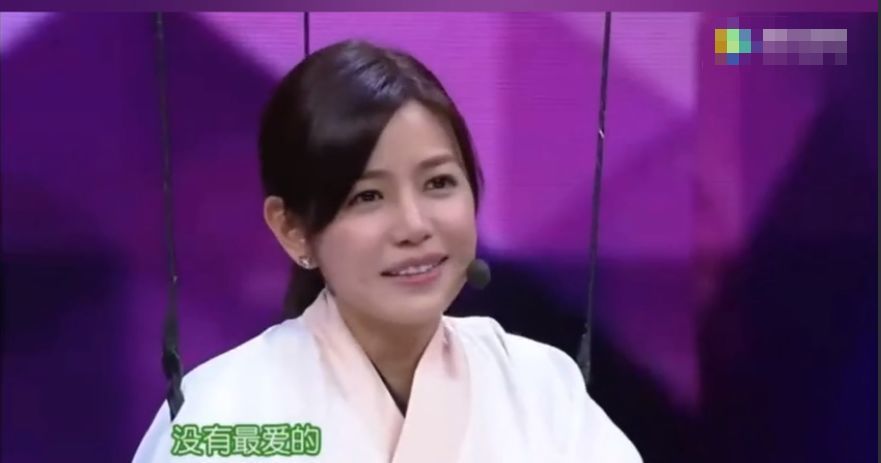 陈晓曾回应陈妍希出轨传闻:看她无端被骂很不