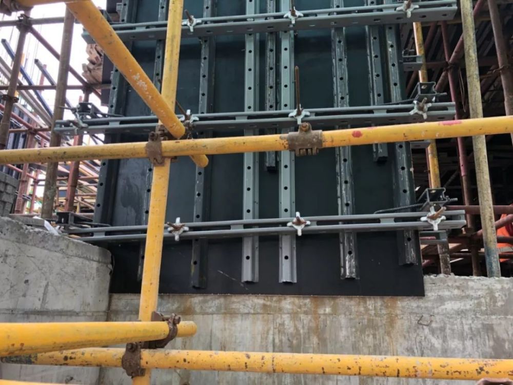 北龙湖豪宅大斗法,50多位地产老板却都选择了