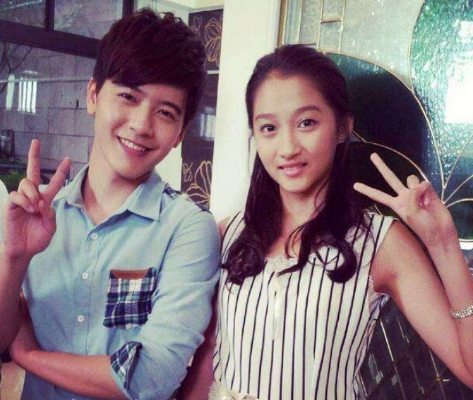 关晓彤跟绯闻对象再次出演情侣,正牌男友鹿晗会吃醋吗?