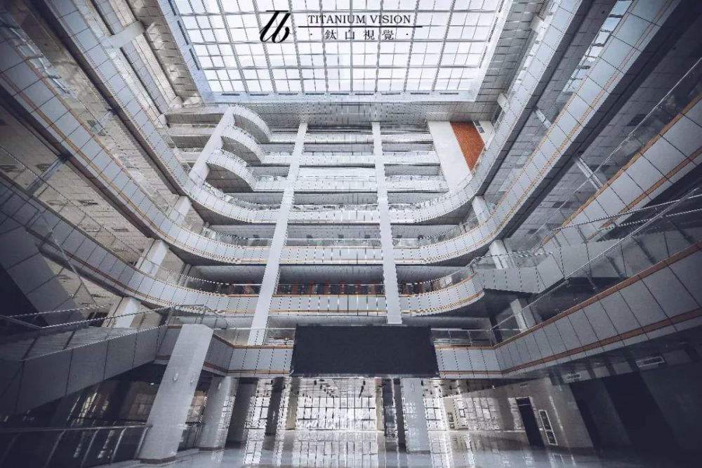 庆阳一图书馆曝光