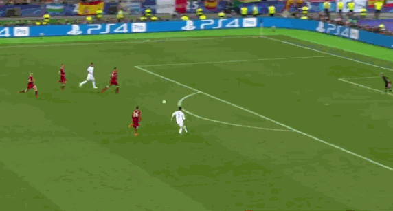 gifc罗凝视萨拉赫成死亡之瞪贝尔惊现绝世倒钩