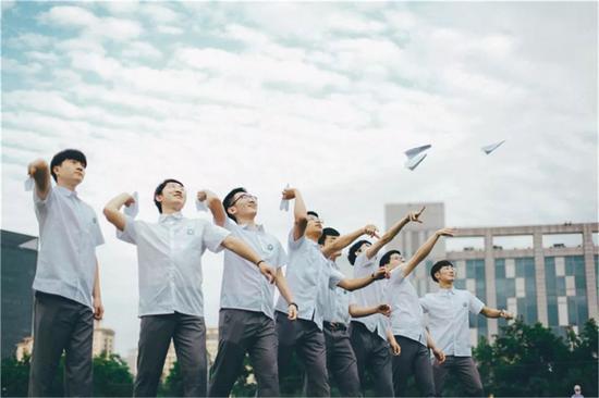 致青春论毕业照小编只服咱河南的大学生分分钟惊艳到你