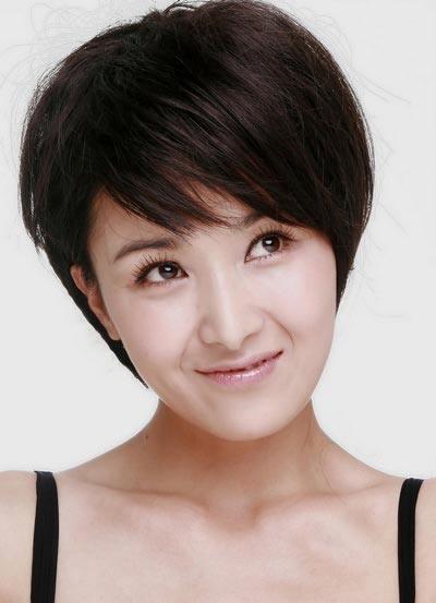 舞林大会冠军出身,演过很多剧始终不火,已知粉丝只有750人