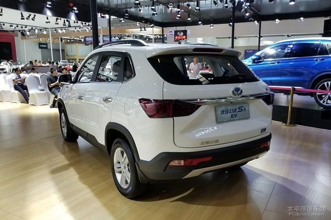 北汽幻速s5 ev正式发布 最大续航405km