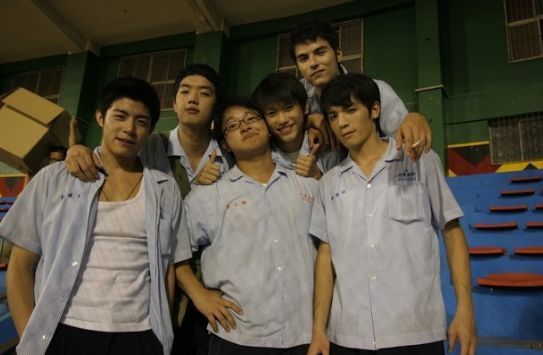 这部凤小岳主演的电影今天十周年了,它依旧是