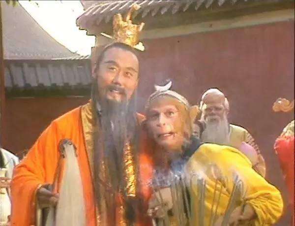 镇元大仙与孙悟空结为兄弟,目的是为了恶心太