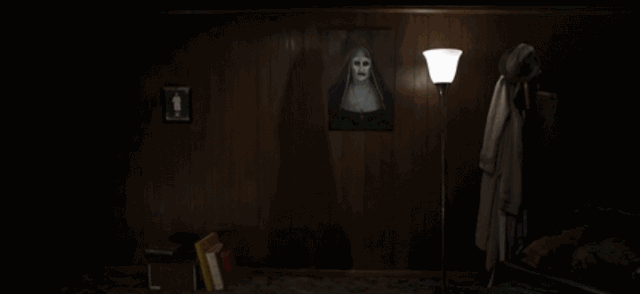 在公墓首映,被这个鬼修女吓的屁都不敢放|电影资讯