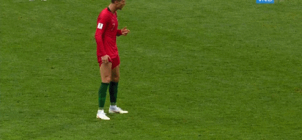 一文看完c罗绝世扳平任意球 反正我是跪着看完的