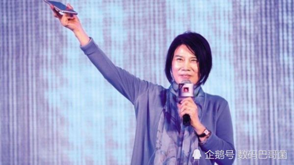 董明珠的格力手机:奇葩开机画面,强制员工使用,三代或配821