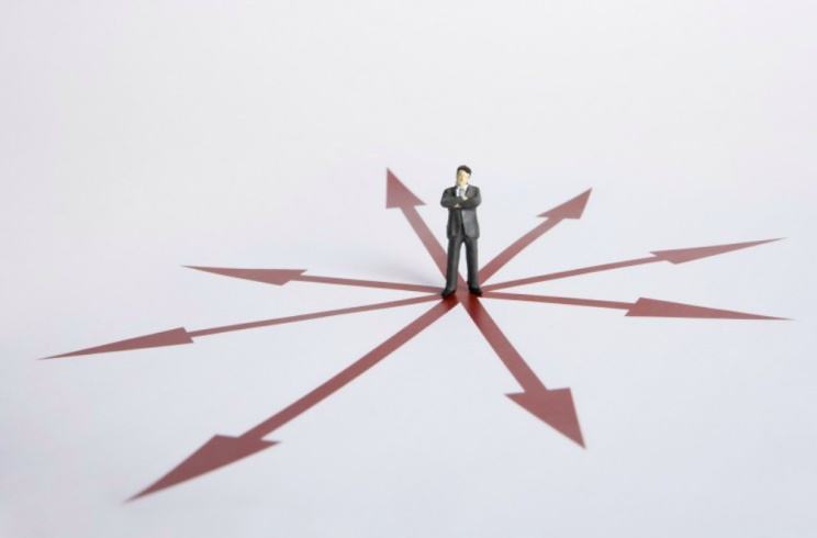 VAR裁判首次帮忙判点球,从世界杯看新技术时