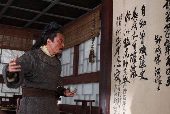 宋江在剧中的一次扛刀,是与武松交心的开始,被网友笑称太文弱