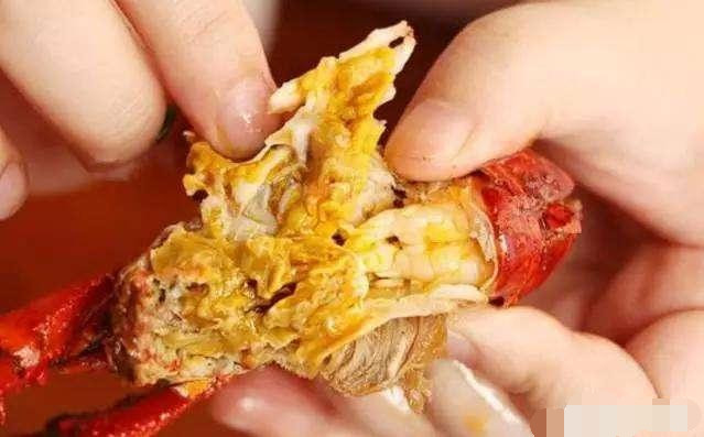 小龙虾脑子里的虾黄真的能吃吗?那是什么东西?吃了对人体什么危害吗?