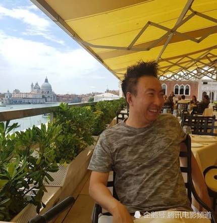 朴明秀与韩秀敏公开旅行日常,面露惬意和幸福