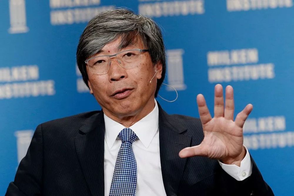 洛杉矶首富是华人!卖药挣下7000亿,跟科比打球