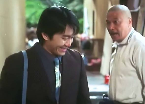 周星驰电影中的五个苦笑镜头,演技爆表让观众