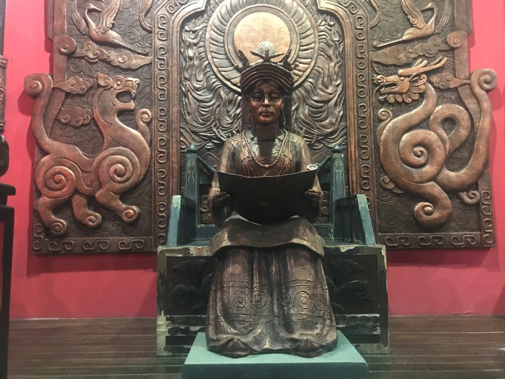 奢香博物馆中奢香夫人雕像