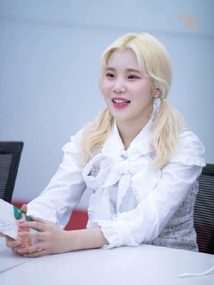 韩国,nancy,妍雨,jooe,蹦迪