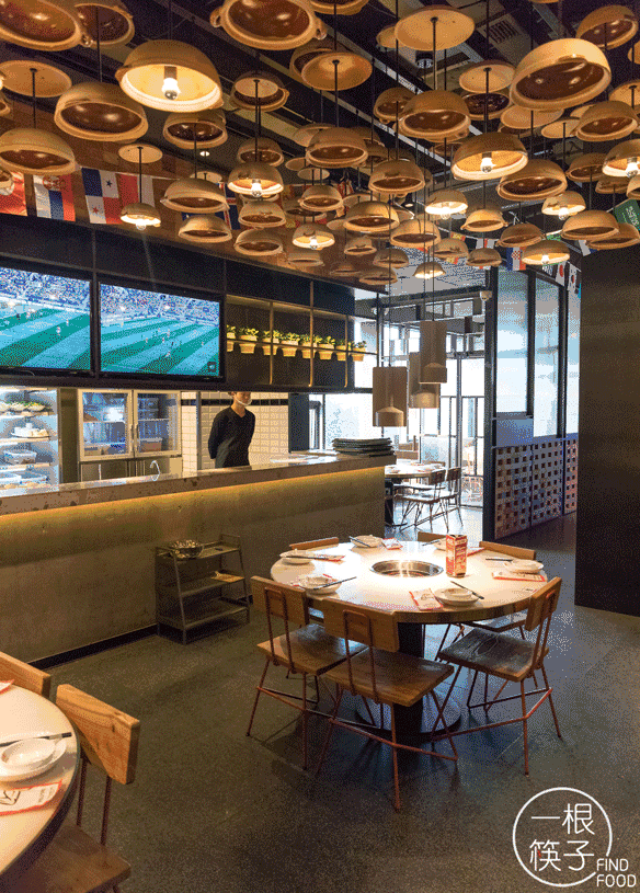 日均出售150份,杭州这家砂锅店不火都不行!