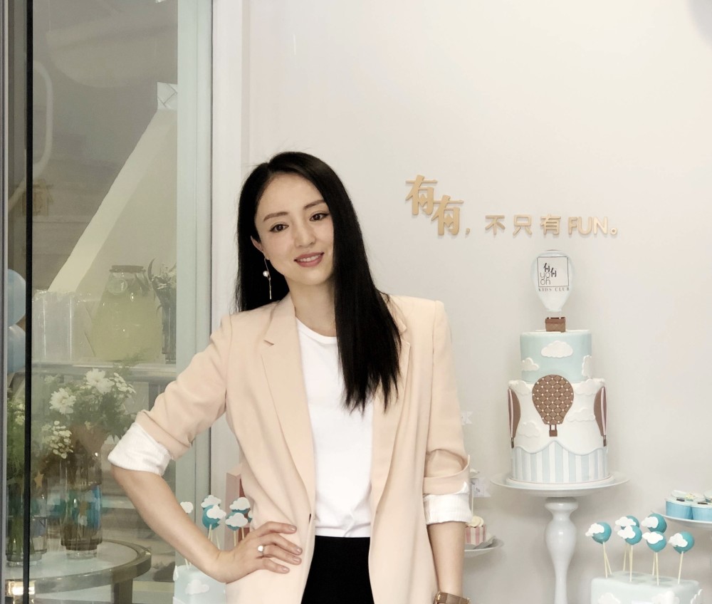 董璇自食其力开亲子乐园,杨幂爸爸现身力捧