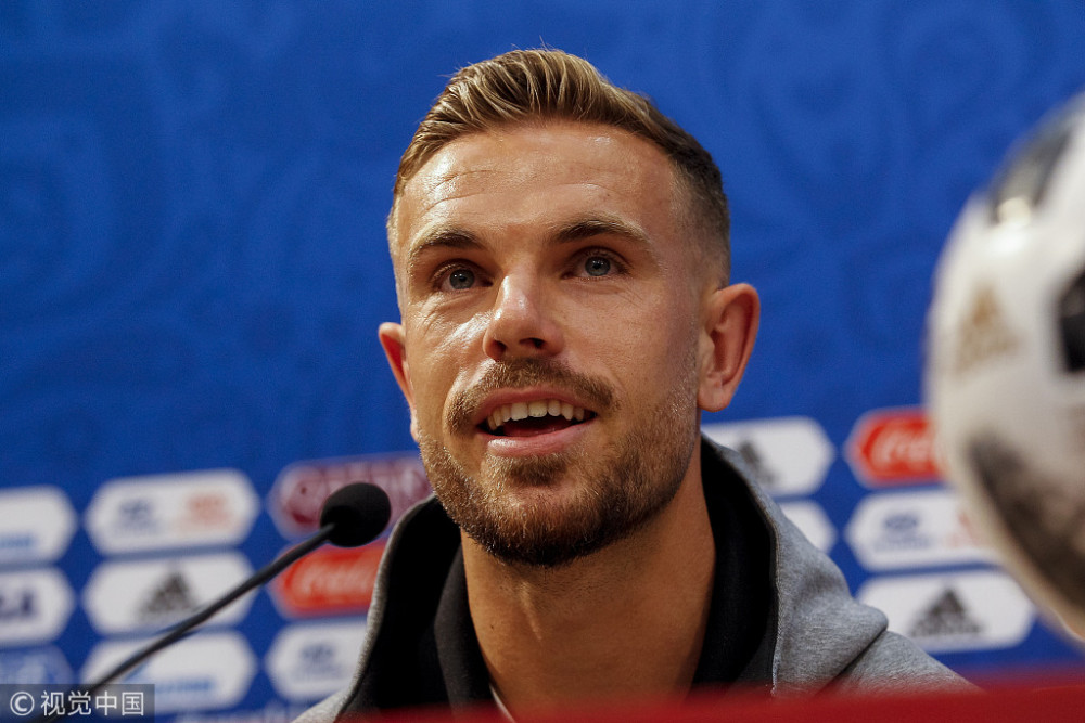 英格兰队长亨德森