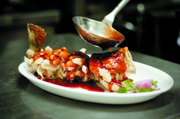 打窝用这种饵料诱鱼,钓鳜鱼非常有效!