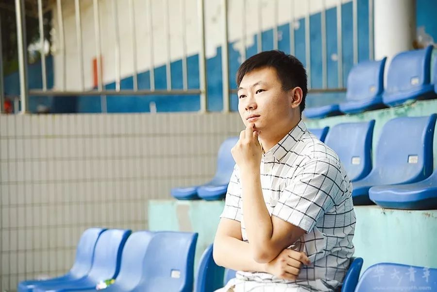 袁建国:一个保守的冒险主义者