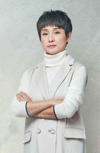 孔子第76代传人,她扮演黄蓉竟差点葬身火海,新戏成罗晋母亲