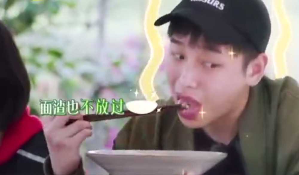 懂小姐|Baby猛吃红烧肉赵丽颖眼不离饭 但最能