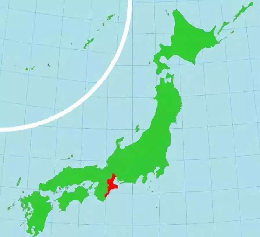 别羡慕日本了 我们没有足球场连篮球场都变成