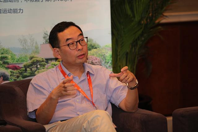 关注蓝嘴唇让肺动脉高压患者自由呼吸