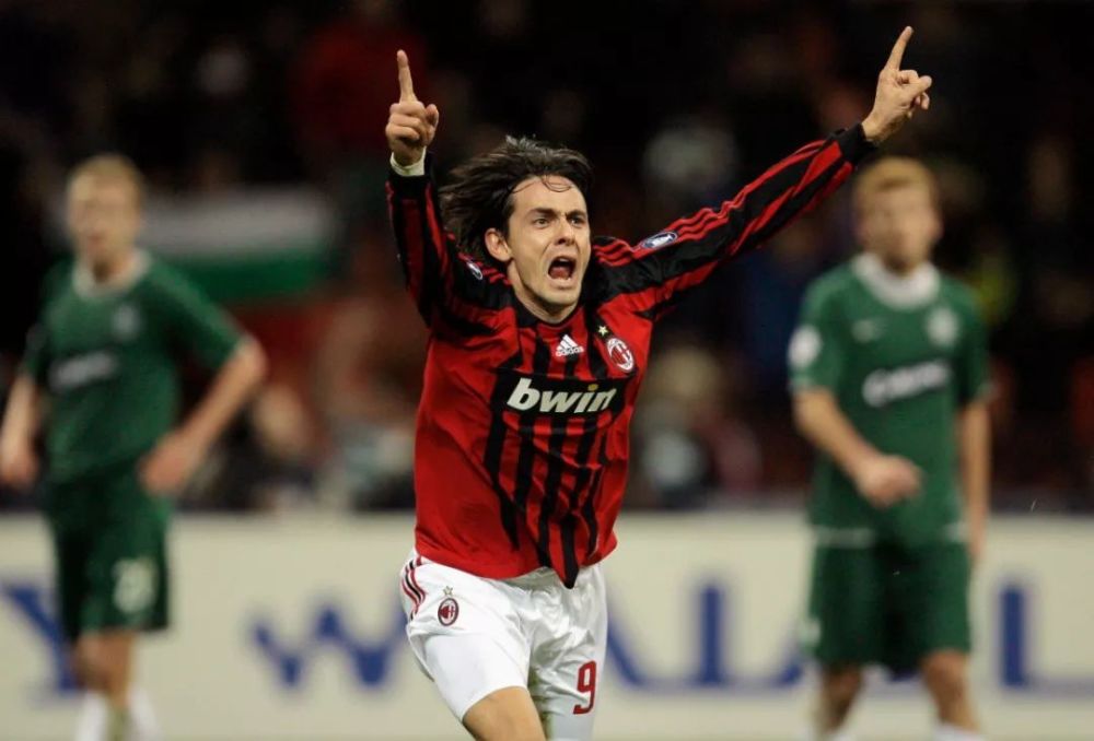 大空翼现身世界杯赛场应援,童年记忆里的他才是排第一的足球巨星