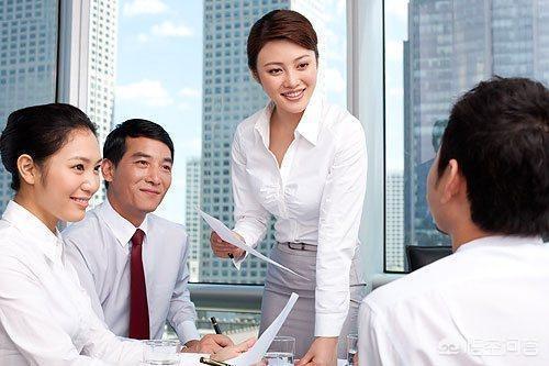 大学老师最低的学历要求是什么,怎样才能成为